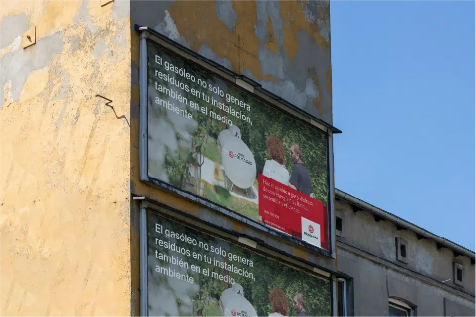 Primagas Billboard Broto Design