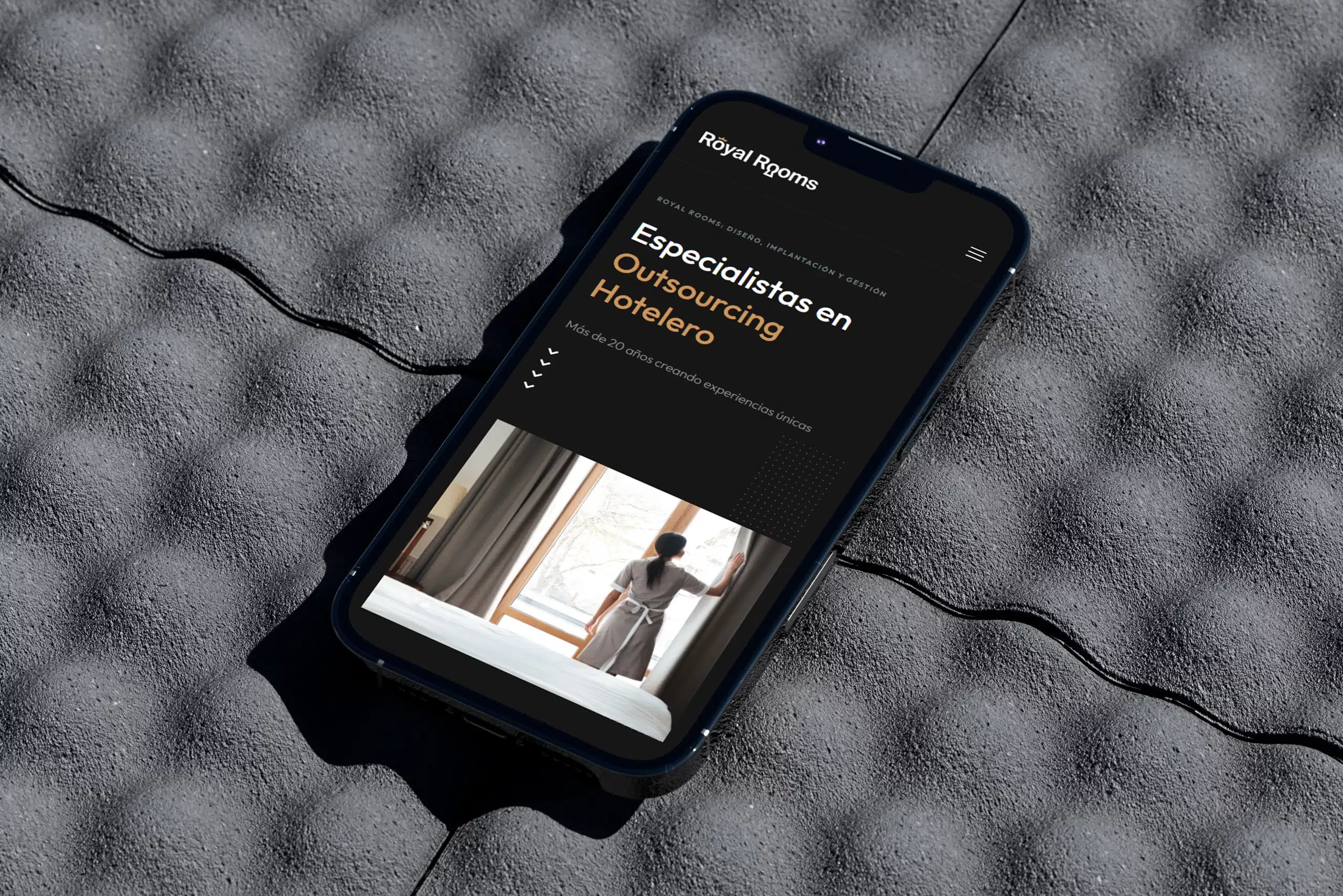 iphone web Royal Rooms